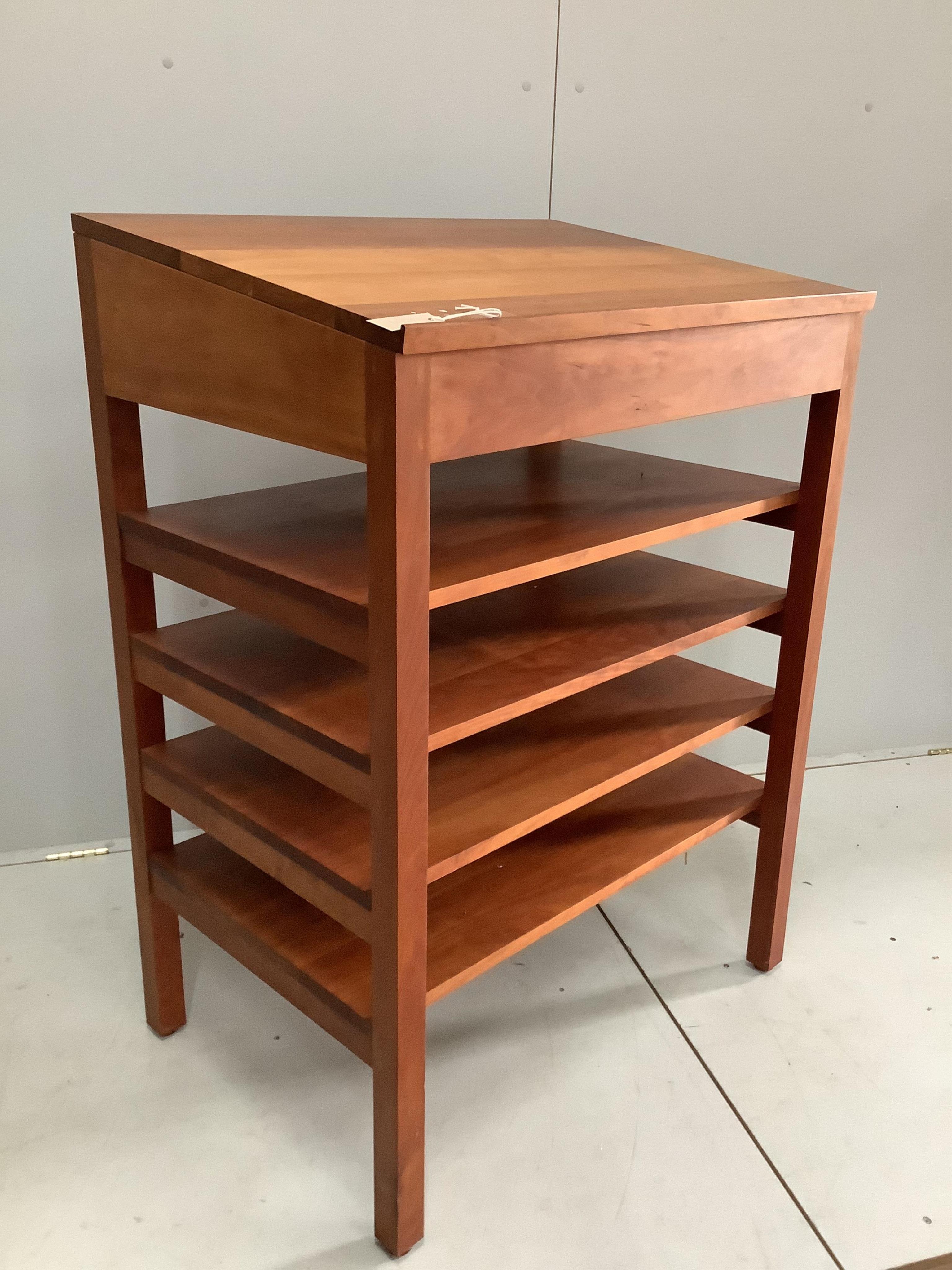 A Thomas Moser cherrywood folio stand, width 81cm, depth 58cm, height 102cm. Condition good